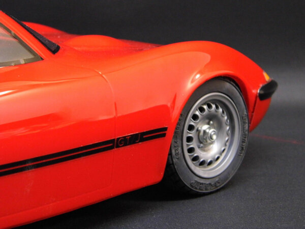 OPEL GT - KAROSSERIE-BAUSATZ 1:10 FÜR M-CHASSIS INKL. DECALS/MASKEN # 11140