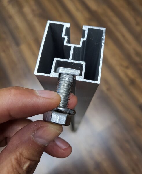 EDELSTAHL HAMMERKOPFSCHRAUBE M10x30MM MIT MUTTER M10 FÜR PV-PROFILE 17MM SCHLITZ